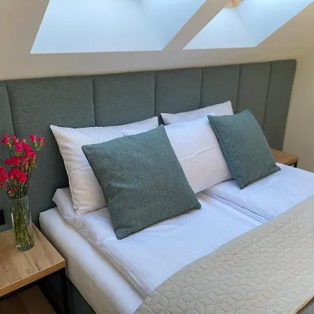 Royal Blue Port Rowy (Pomerania)