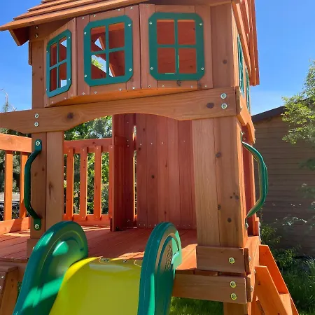 Royal Blue Port Rowy (Pomerania)