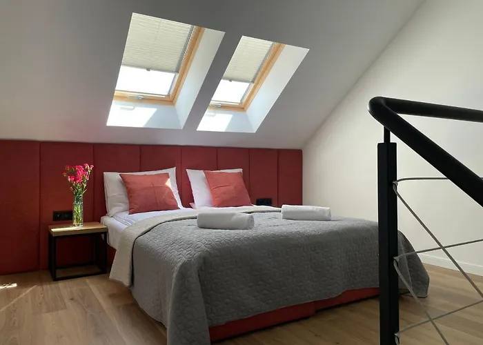 Royal Blue Port Rowy (Pomerania)